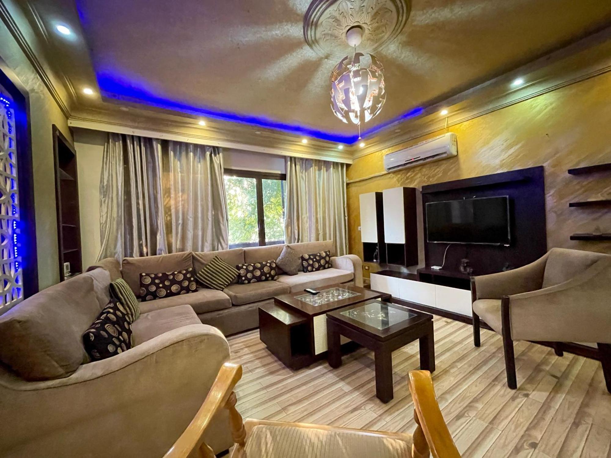 Appartement Cozy 2br - Retreat In Degla Maadi Caïro